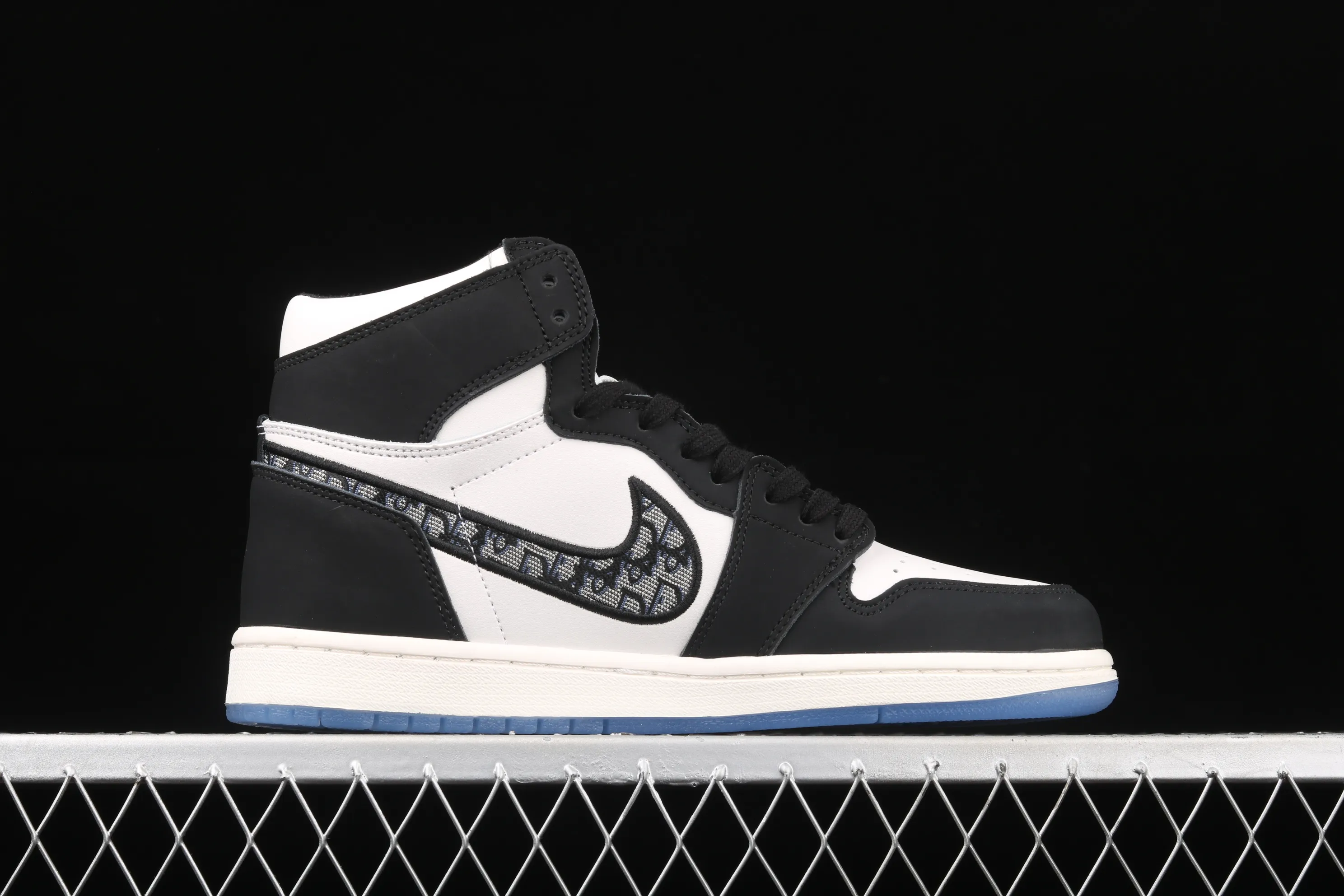 All categories Air Jordan Jordan series basketball shoes Air Jordan 1 High Z version Dr x Air Jordan 1 High AJ1 Joe 1 Dior joint black and white high top CN8607-001